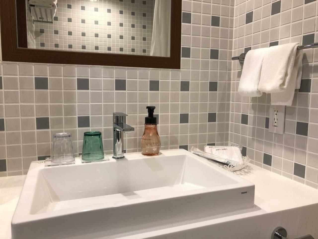 Arietta Hotel Hakata Fukuoka  Exteriör bild